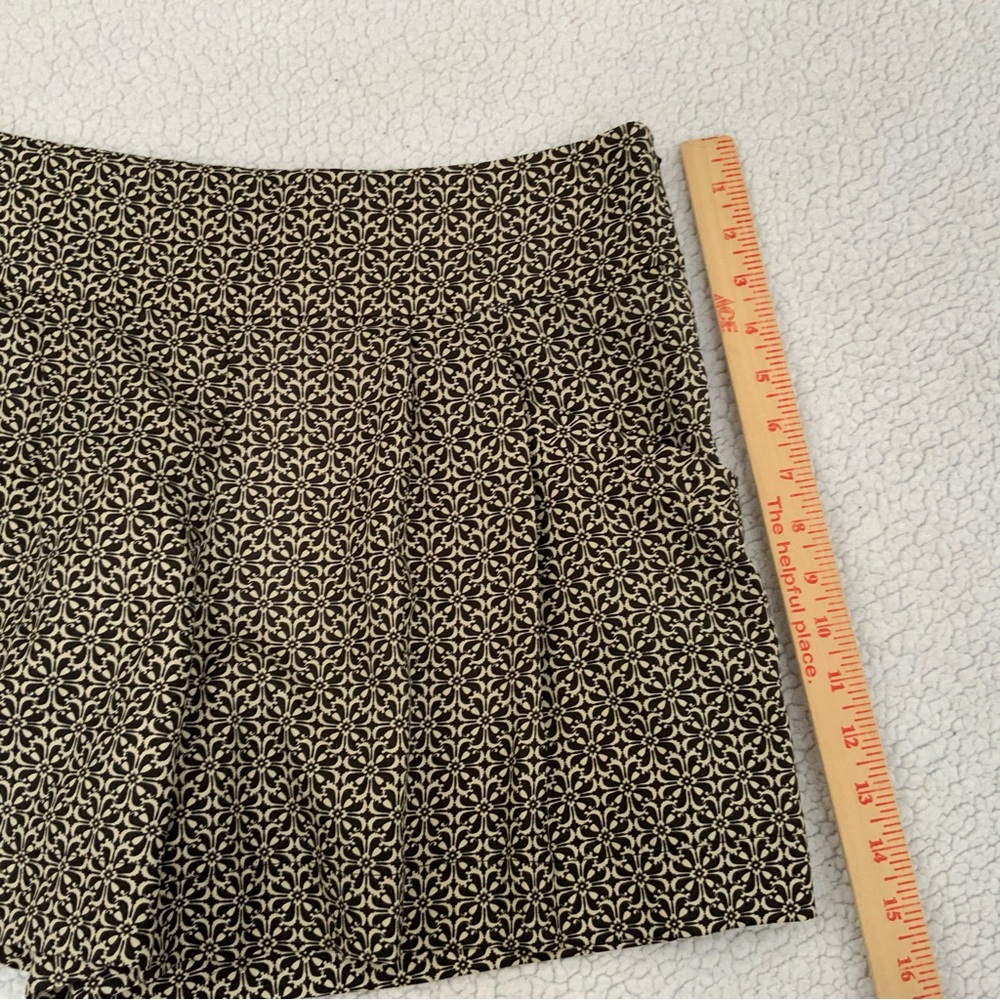 Ann Taylor Loft Size 6 Shorts Black Tan Floral Print Mid Rise Side Zip Pockets - Picture 7 of 15